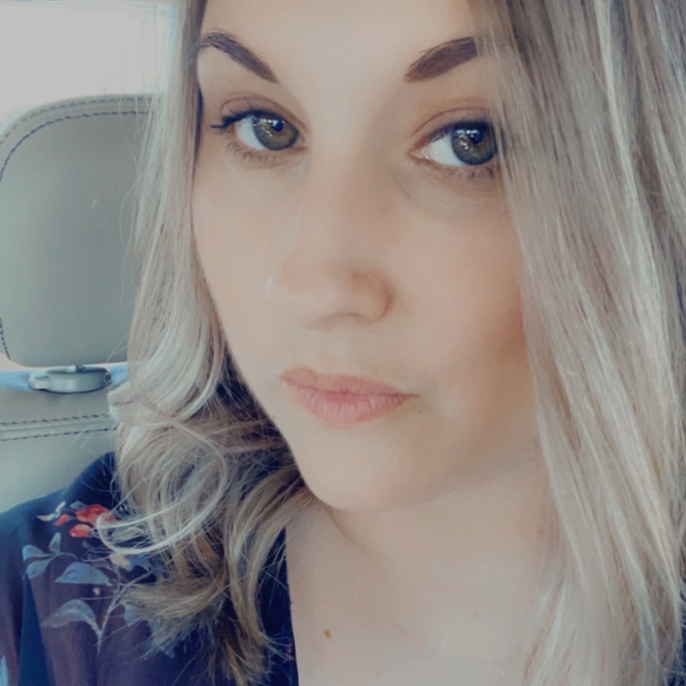 Meet your Posher, Brittany